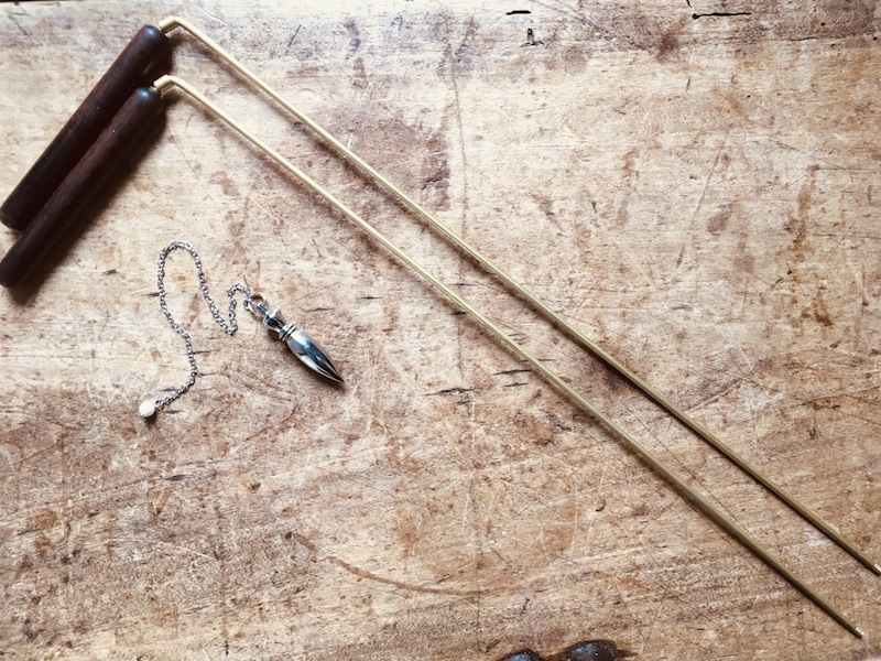 Géobio Baguettes et pendule Mélina Maillez